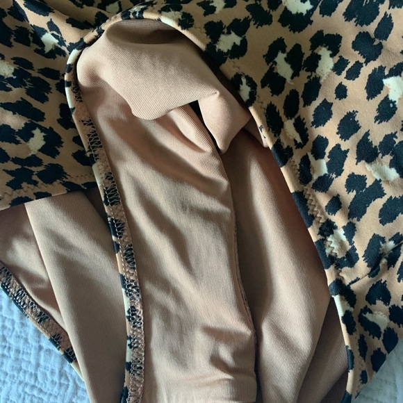 Aerie leopard wrap one-piece swimsuit - Picture 10 of 10